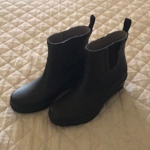Tretorn women’s rain boots